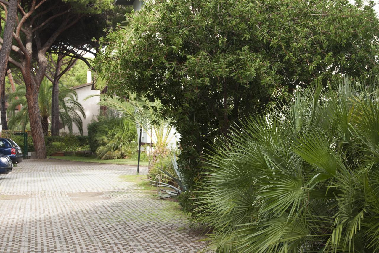 Residence Verde Pineta Принчипина-а-Маре Экстерьер фото